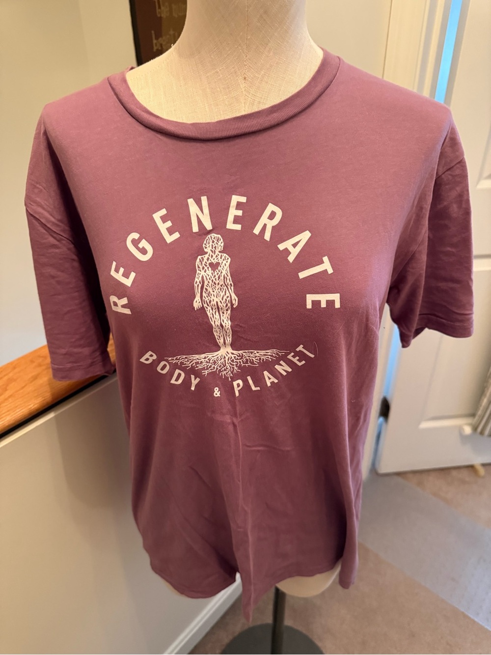 Regenerate Body & Planet Graphic Tee - Mauve